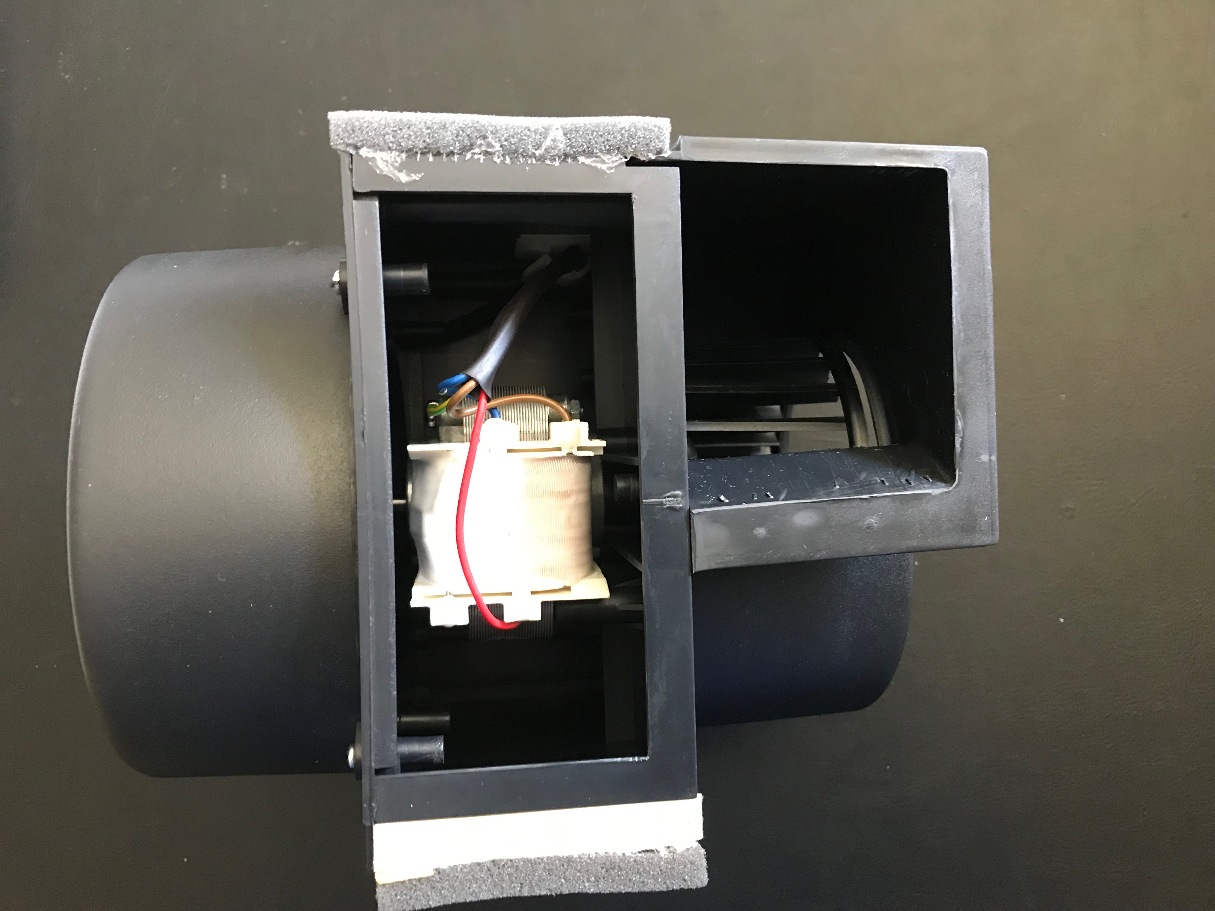 Ventilátor rekuperační jednotky HR100W a HR100R