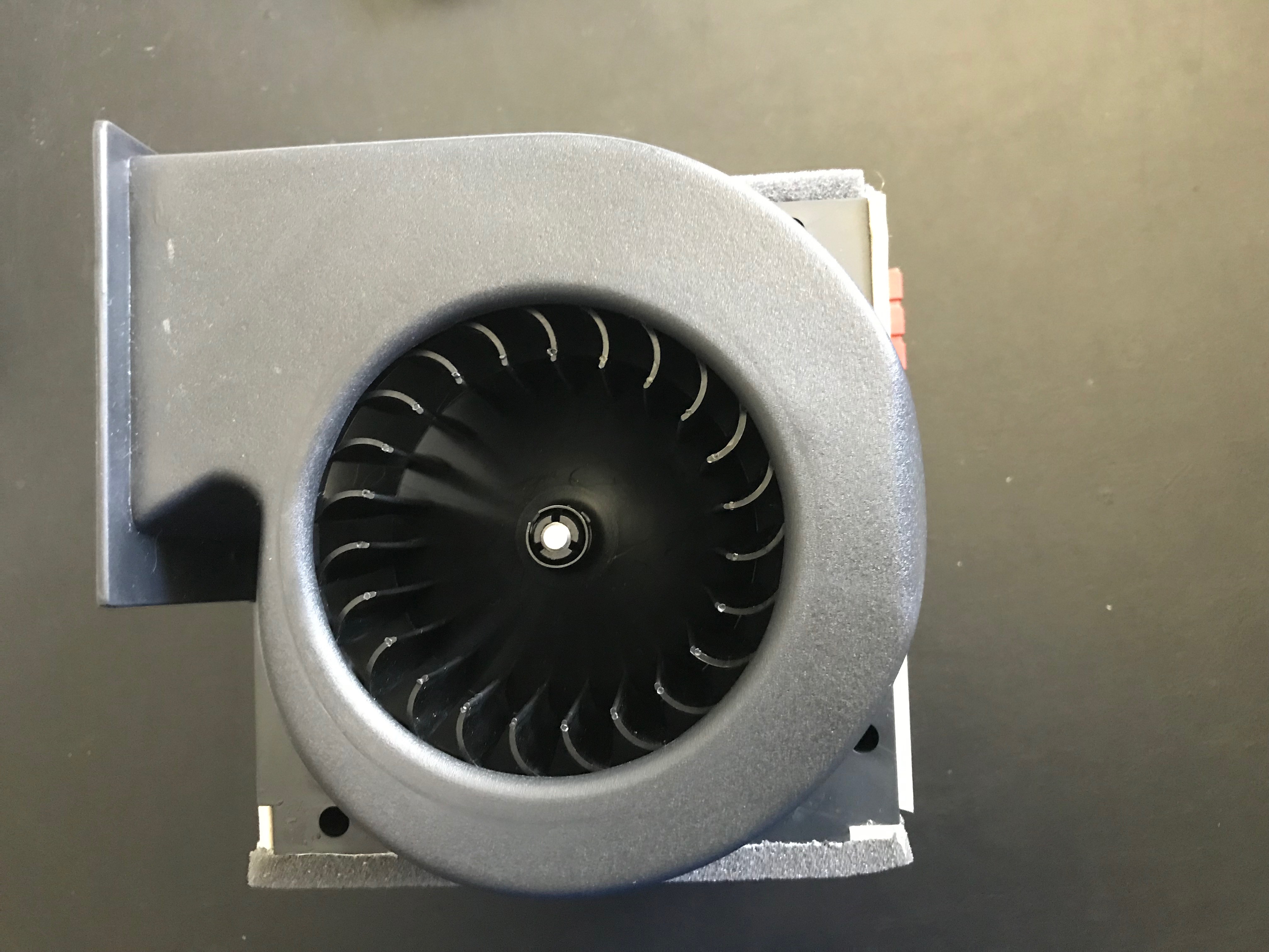 Ventilátor rekuperační jednotky HR100W a HR100R